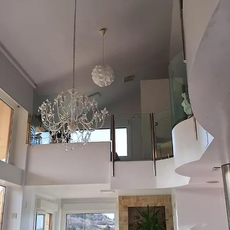 Villa Flavina *